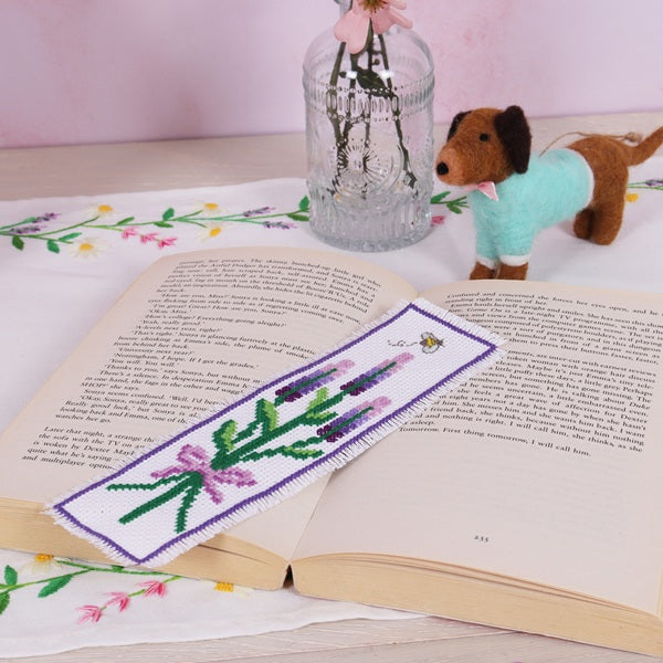 Trimits Mini Counted Cross Stitch Lavender Bookmark Kit kosse nanat khar kosse 